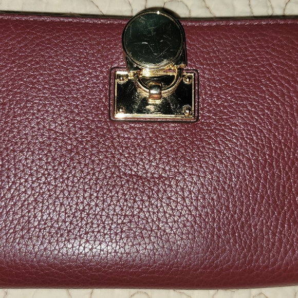 MK merlot pebbled leather wallet - Picture 11 of 11